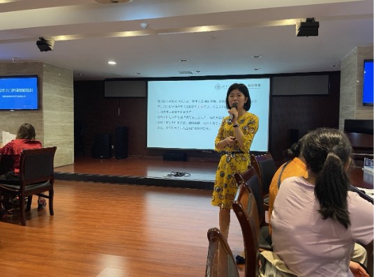 “強化崗位技能，培養業務人才” ——湖南發展養老聯合湖南中醫藥大學護理學院組織開展養老護理員專題培訓